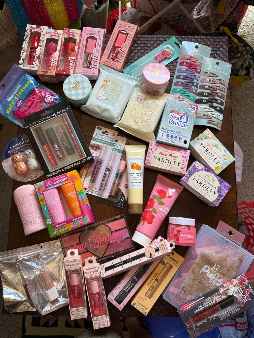 Beauty Products Available to Add during live shows! $5-$6